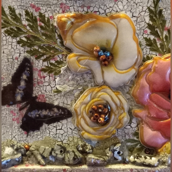 Handcrafted Art with Attached Easel - Picture 3 of 4